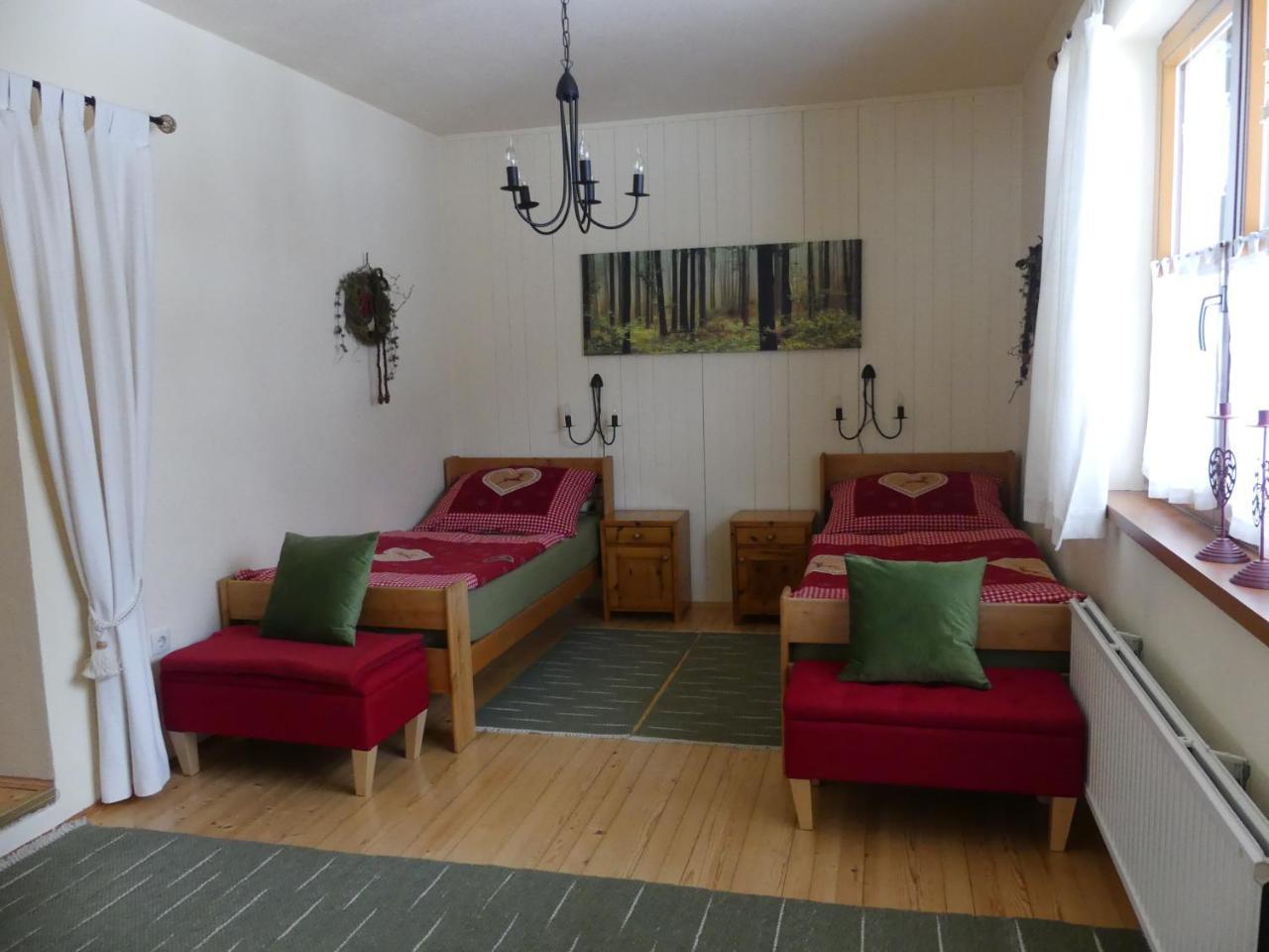 Ferienwohnungen Familie Wetzlinger Бад Кляйнкирххайм Экстерьер фото